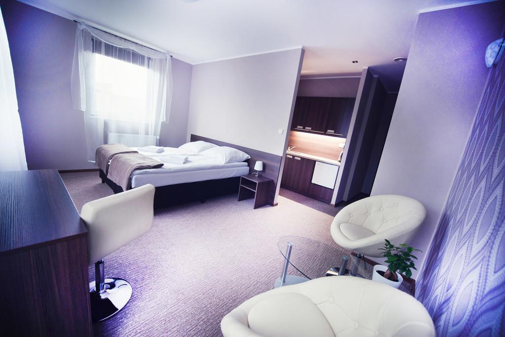 Makara Hotel Катовице Стая снимка