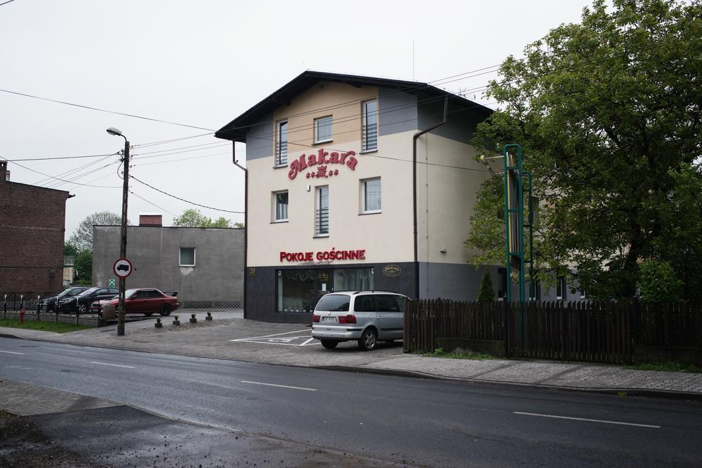 Makara Hotel Катовице Екстериор снимка